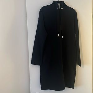 Massimo Dutti Bkack Hoodie Dress